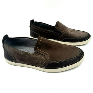 CLARKS Shoes Mens 8 Suede Gossler Race Brown Slip on Loafers Collection Sneakers